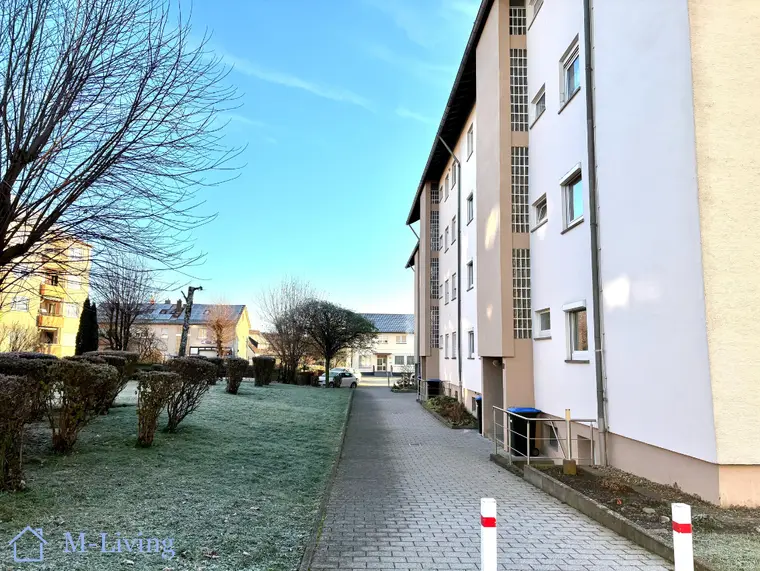 4-Zimmer-Wohnung mit zwei Balkonen